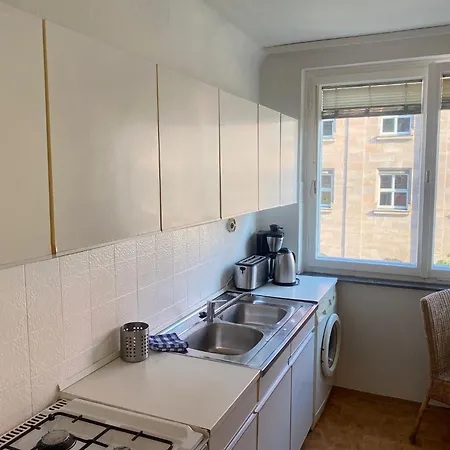 Apartment 2-zimmer-wohnung Mit Balkon In Der Nuremberg